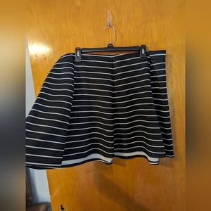Decree Skirt